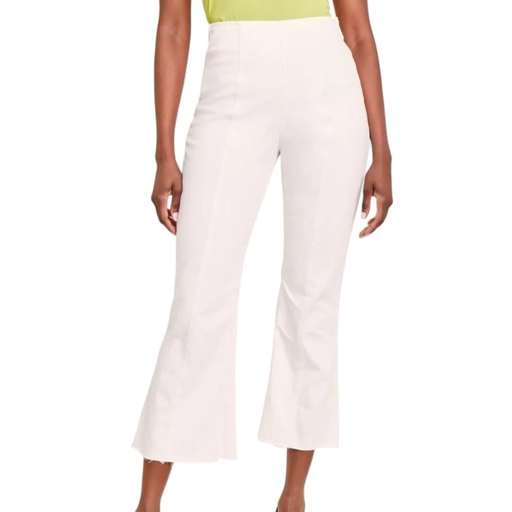 I.N.C. Women's White High-Rise Pull-On Flared Cropped Jeans, size 12/31